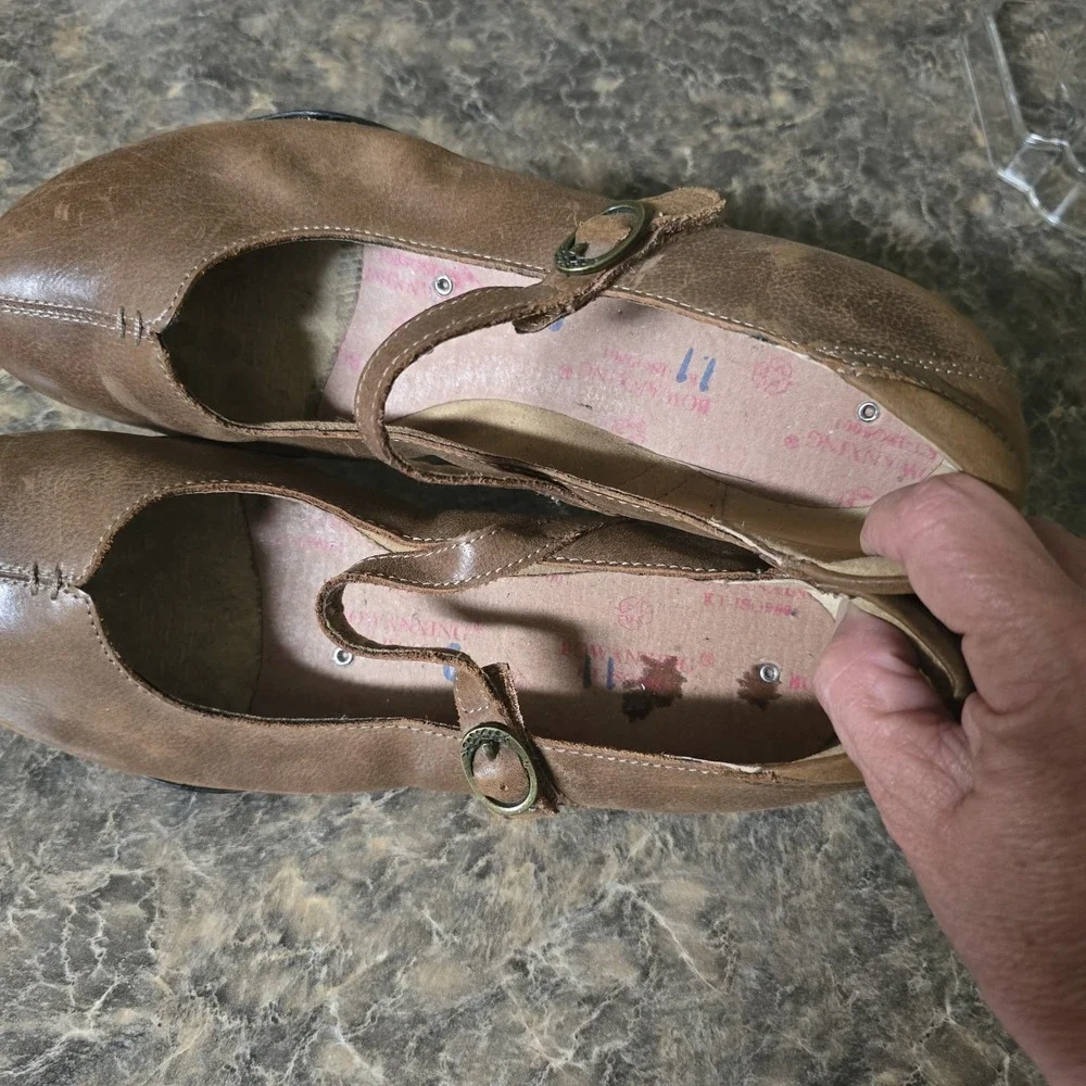 Taos Footwear taos women